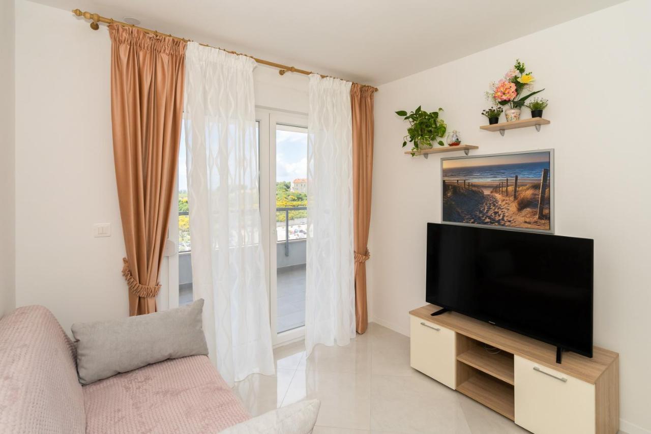 Modern Apartments Sirobuja Split Luaran gambar