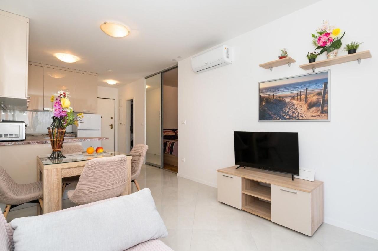 Modern Apartments Sirobuja Split Luaran gambar