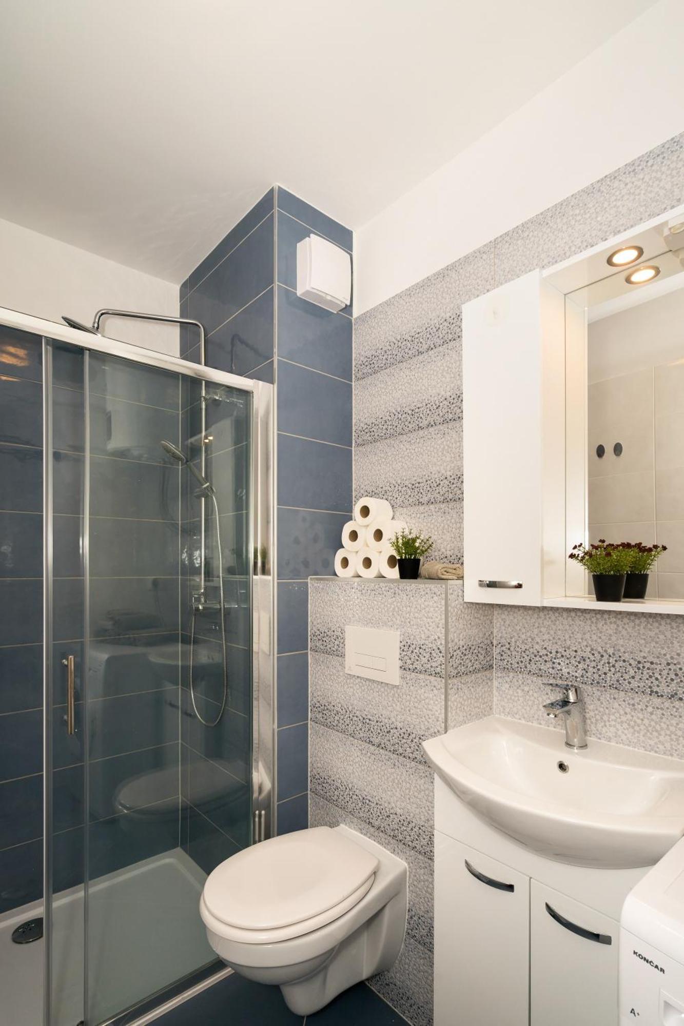 Modern Apartments Sirobuja Split Bilik gambar
